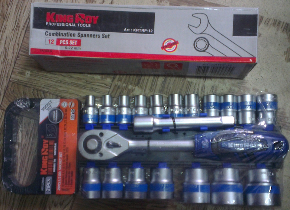 83. Моторне масло та шампунь Liqui Moly. Ключі King Roy 2