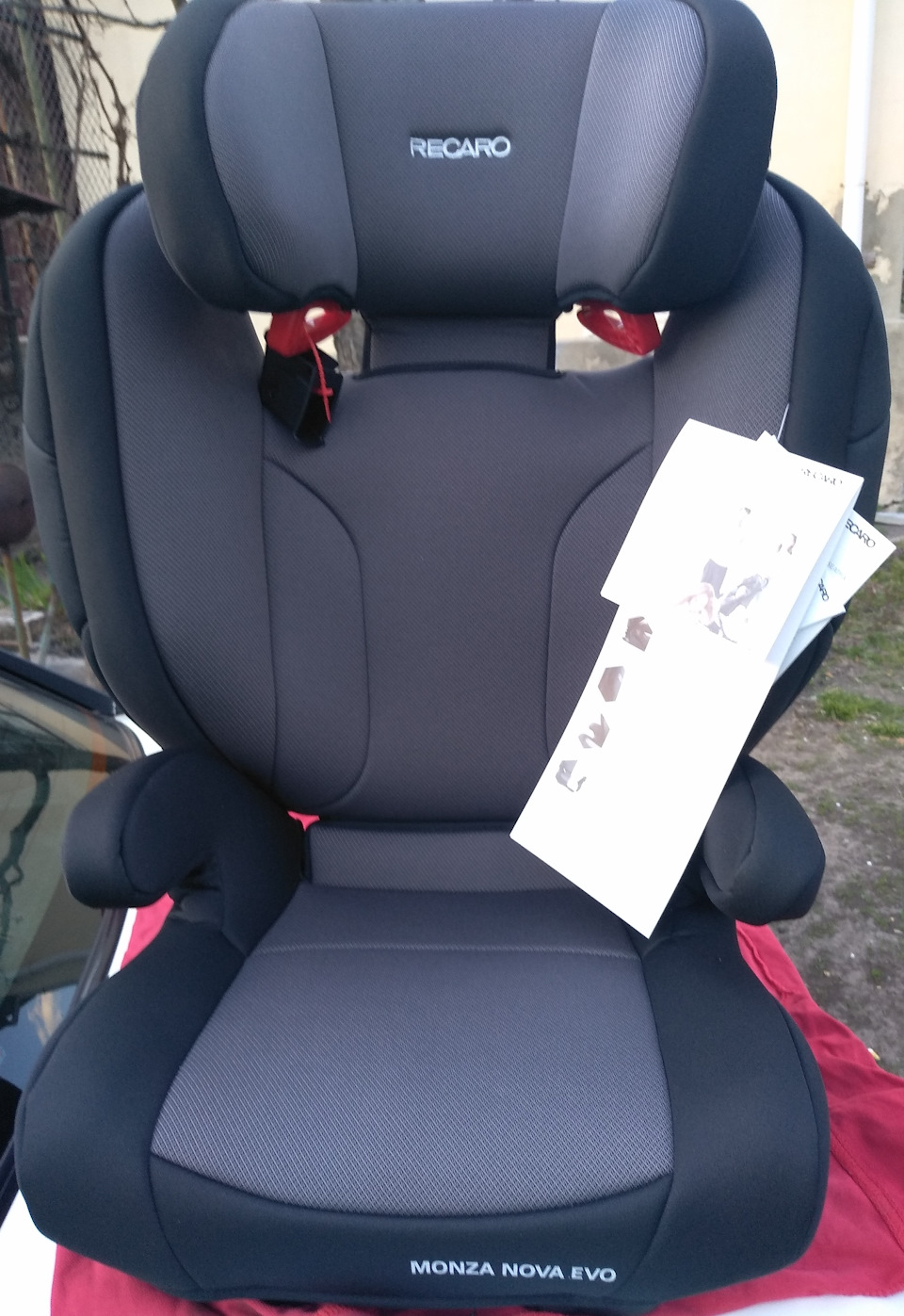 85. Автокрісло RECARO Monza Nova EVO Seatfix 3