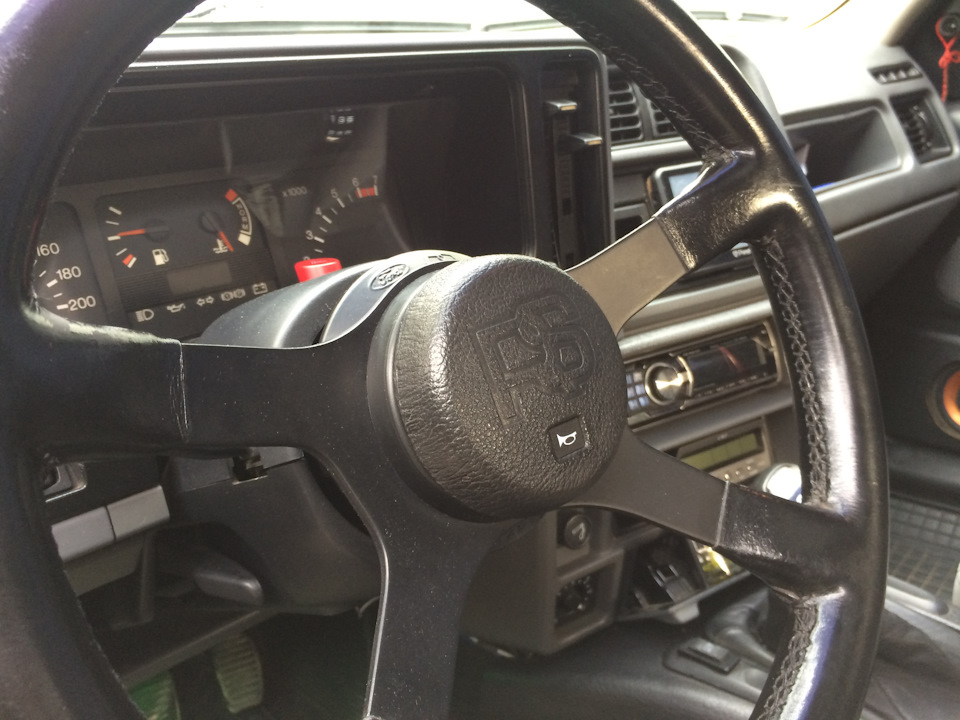 Руль Ford RS на місці 2