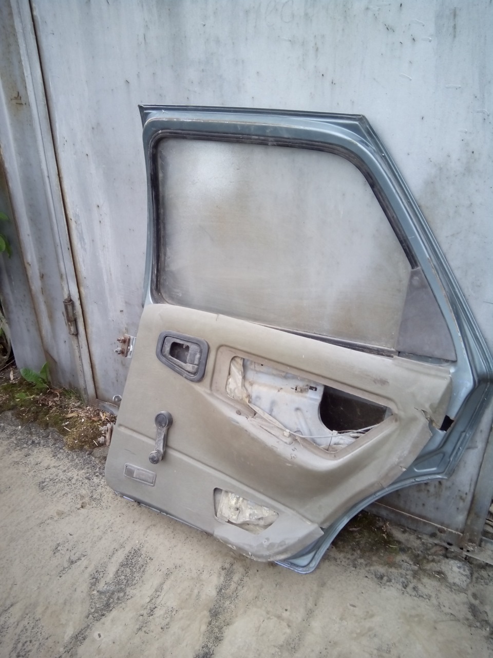 Продам або обміняю двері 4
