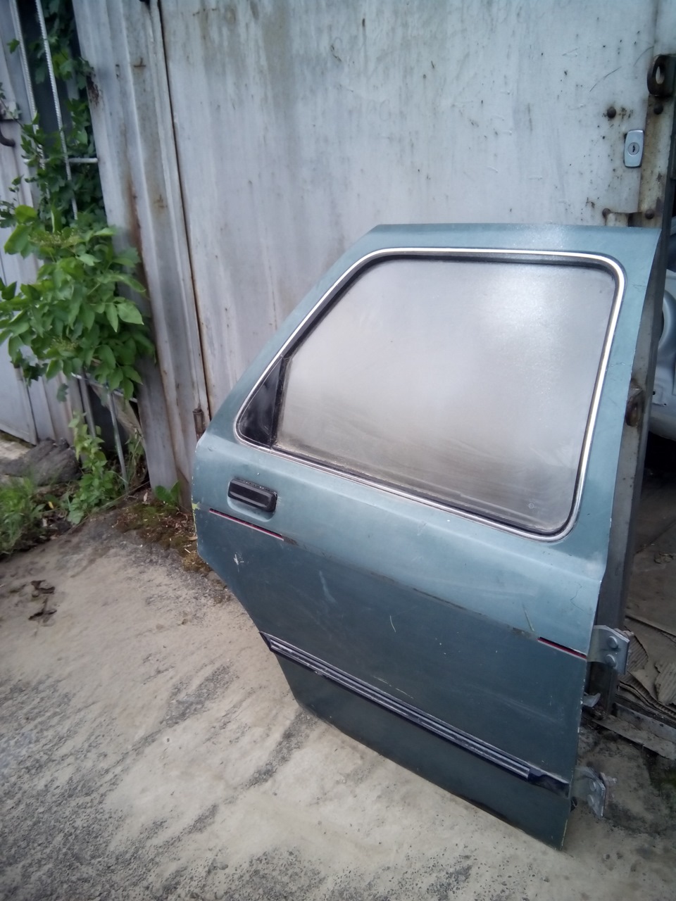 Продам або обміняю двері 1
