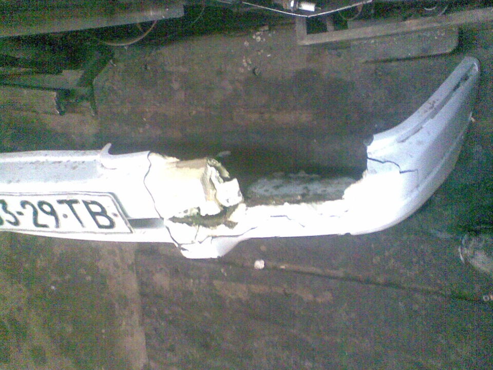 Бампер 4