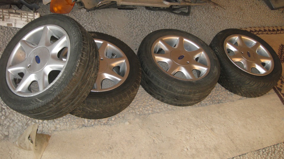 Титанчики R15 ET 40 4