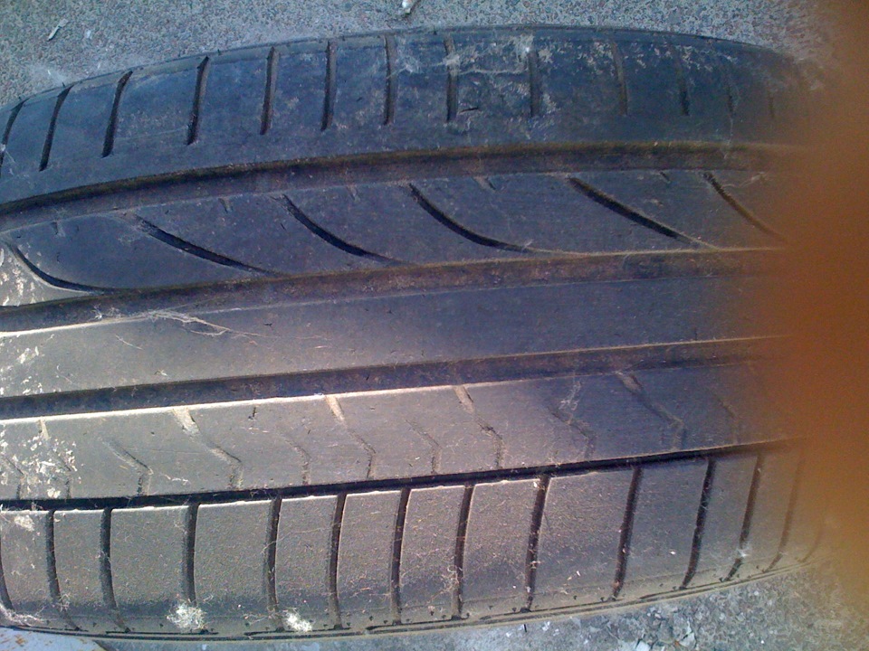 Bridgestone POTENZA 235/45/17 4