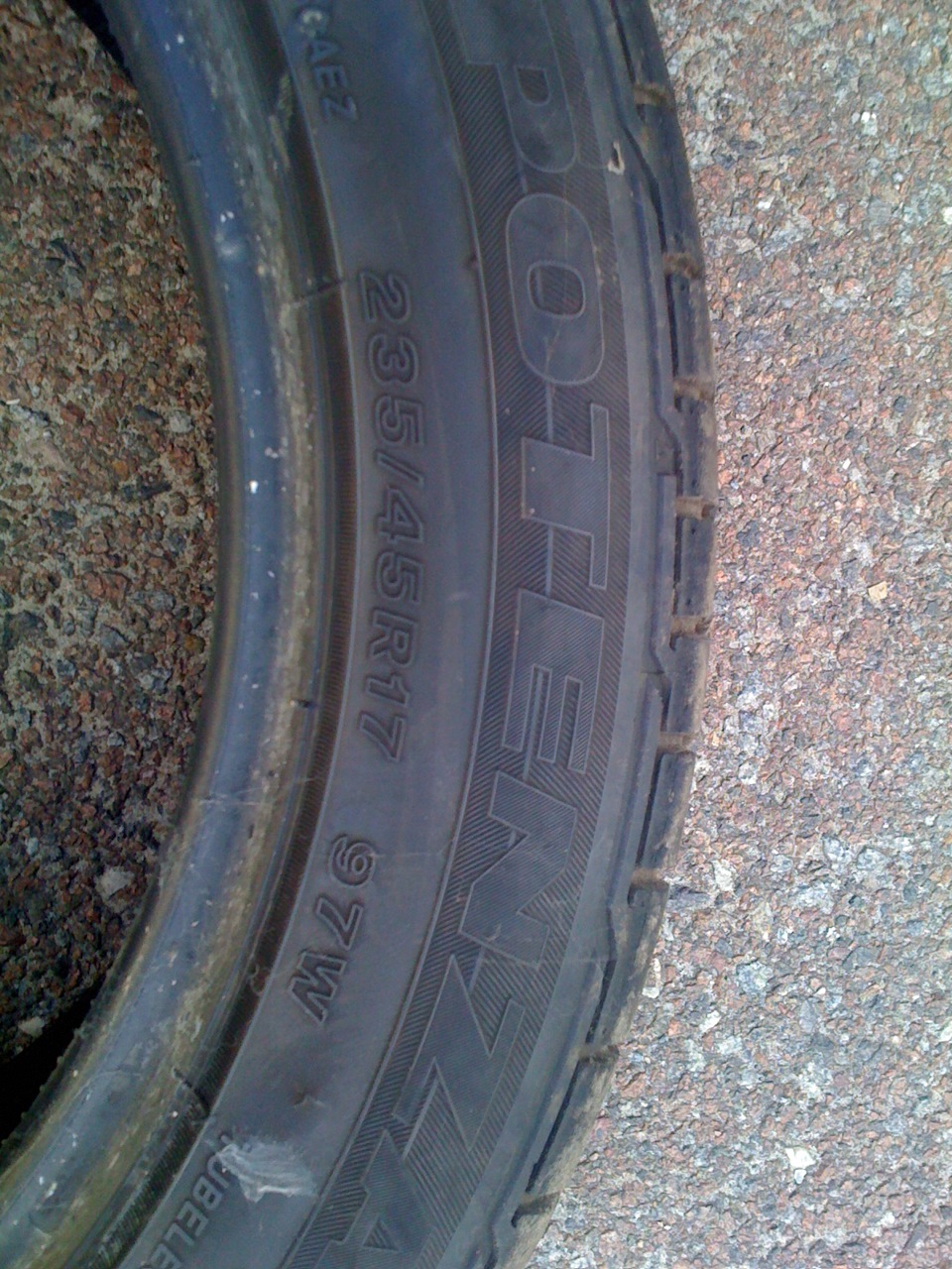 Bridgestone POTENZA 235/45/17 2