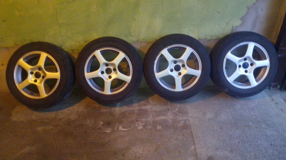 Продам рідкісні диски італійського виробника Avalini 4*108 R15 j7 1