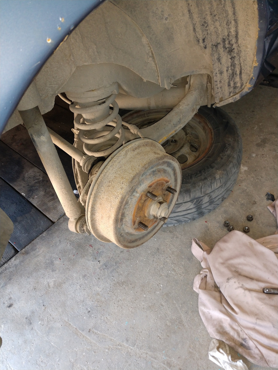 Заміна пильників півосі 3