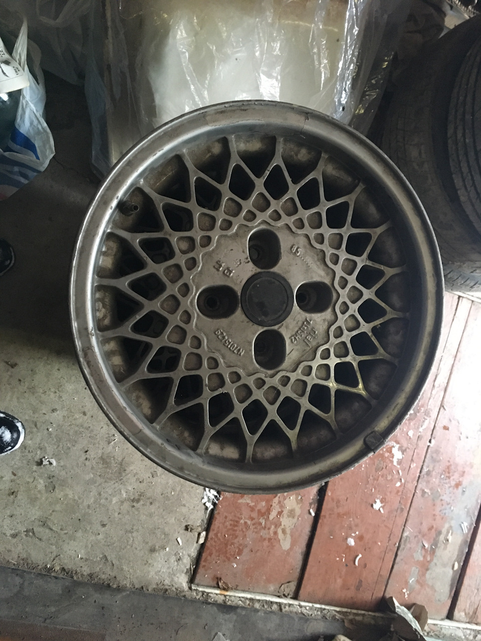 Rial mesh 7j 4x108 r15 1