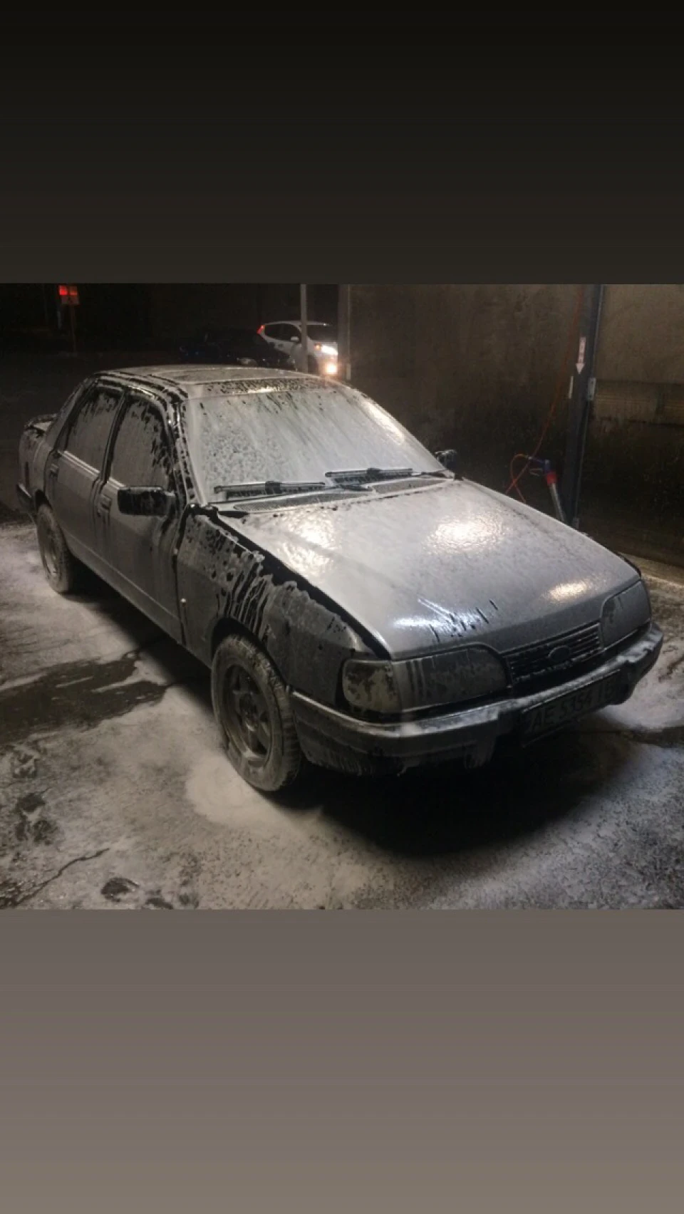 Радіатор, помпа.