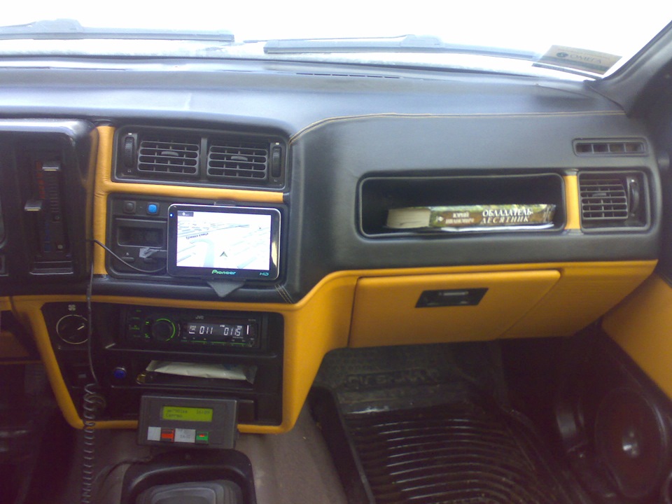 JVC KD-X100EE 3