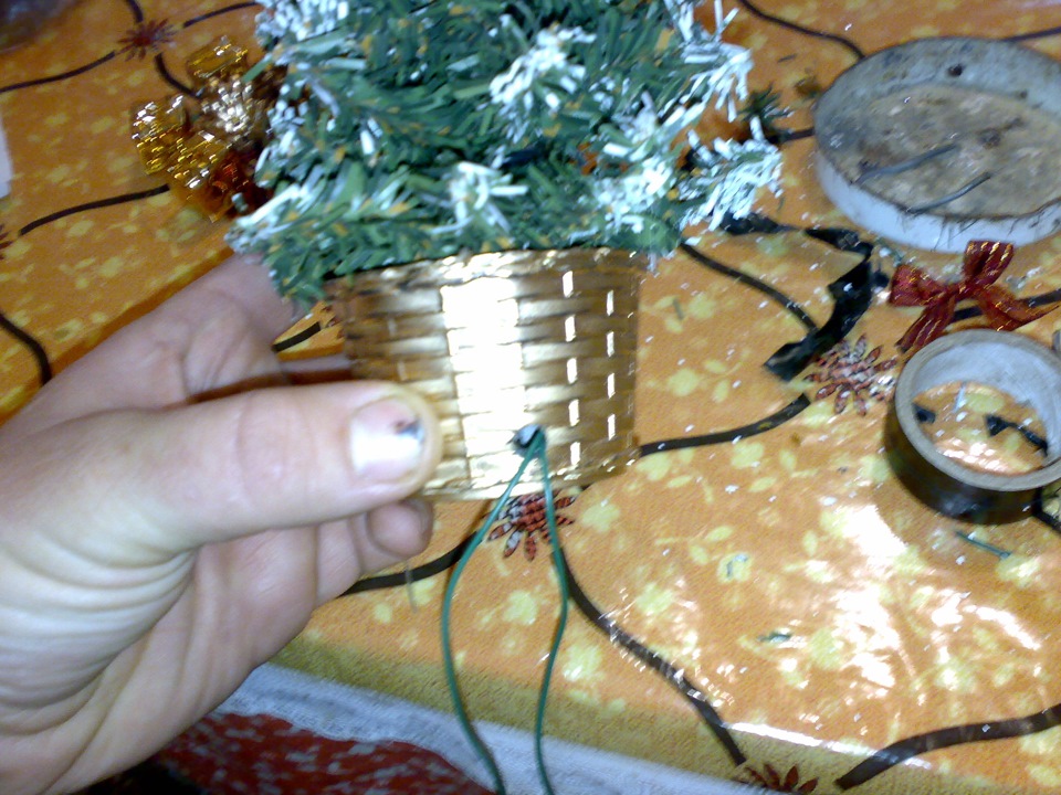 РАЗ, ДВА, ТРИ — ЯЛИНКА ГОРІ! :)) 4