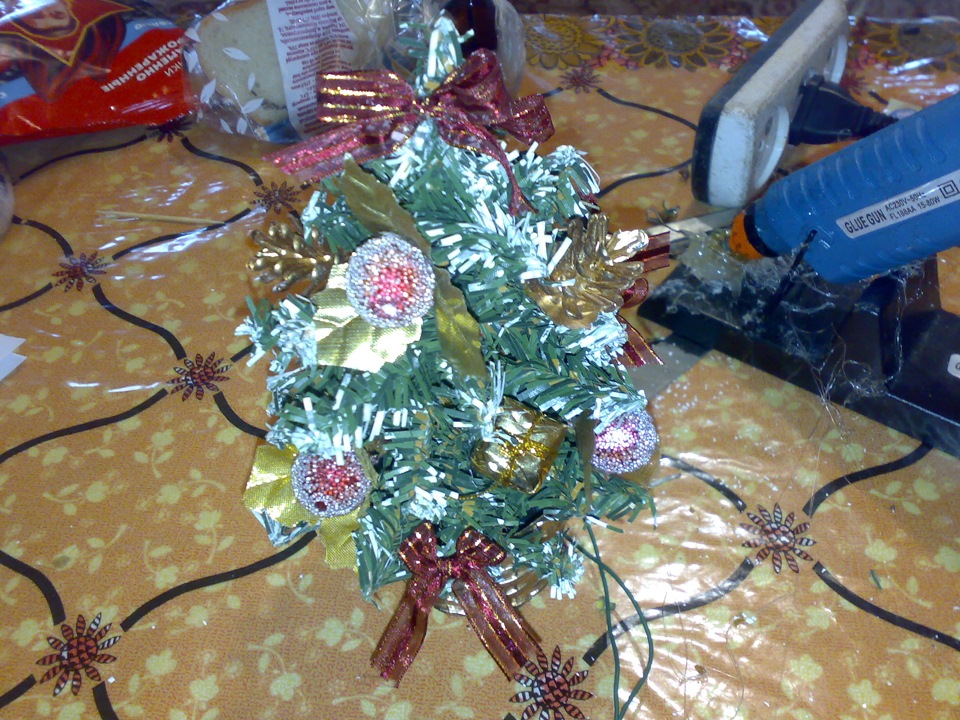 РАЗ, ДВА, ТРИ — ЯЛИНКА ГОРІ! :)) 5