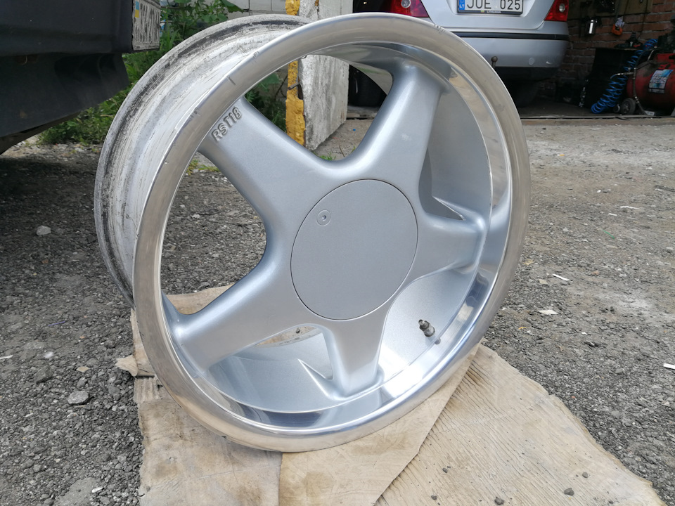 Диски R17 Borbet RST 18 3