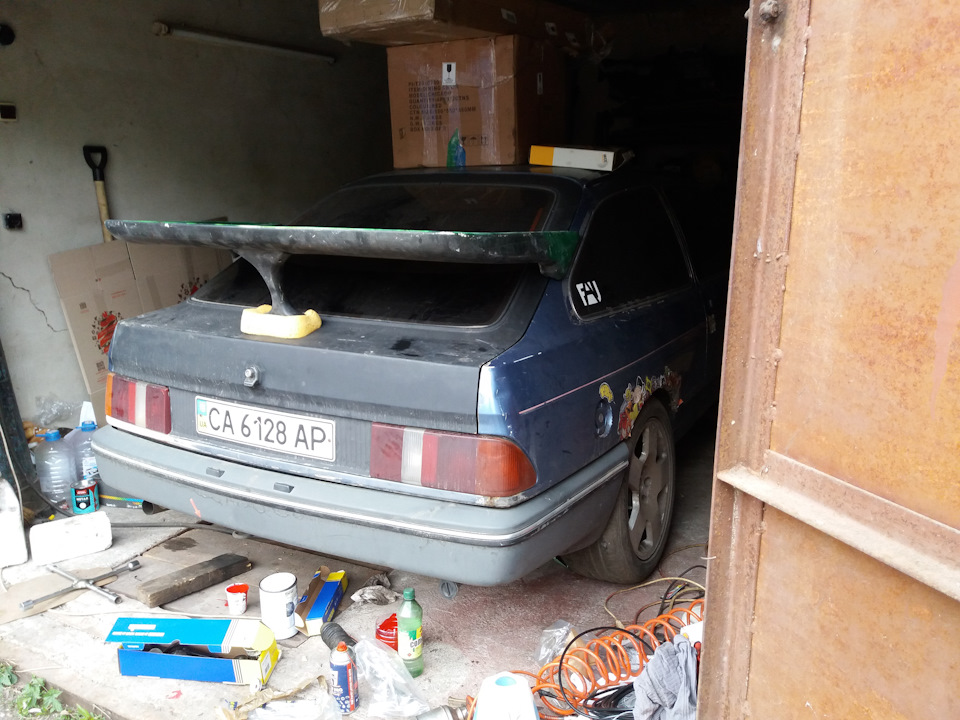 Спойлер аля СOSWORTH 4