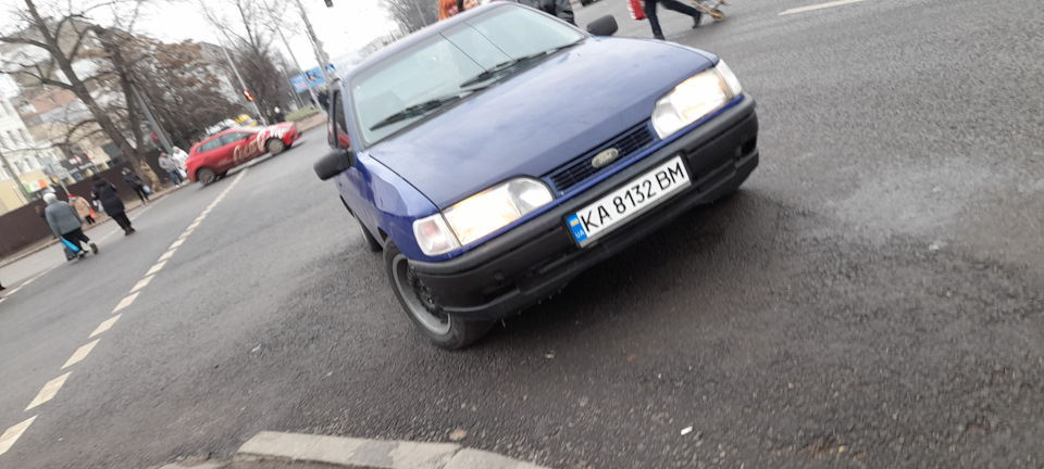 Купив за 600$ Ford Sierra 2.0 ohc вклав ще 600$ і ось результат. 1