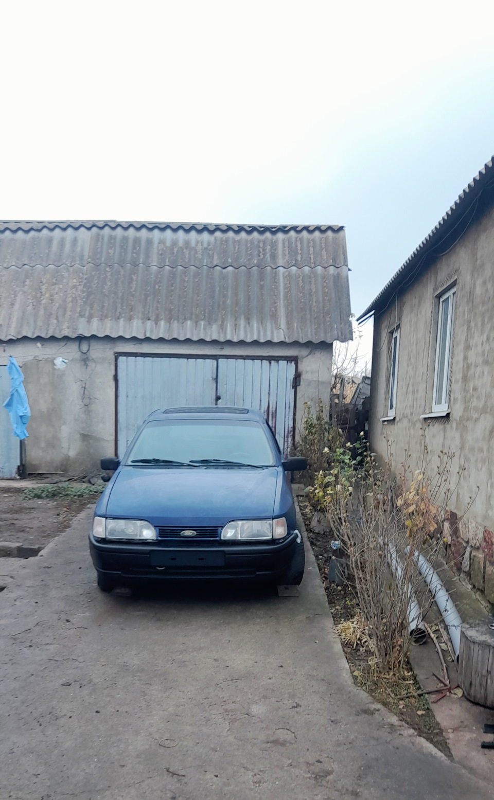 Передній бампер на Ford Sierra від Opel Vectra A 1