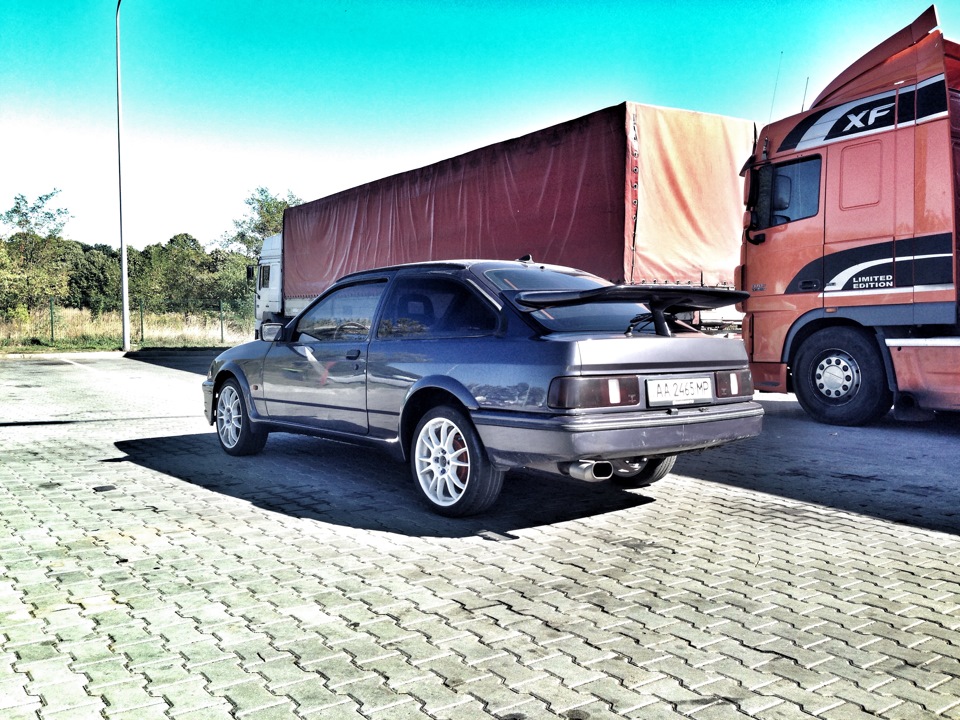 Welcome: Ford Sierra RS Cosworth/RS500 2
