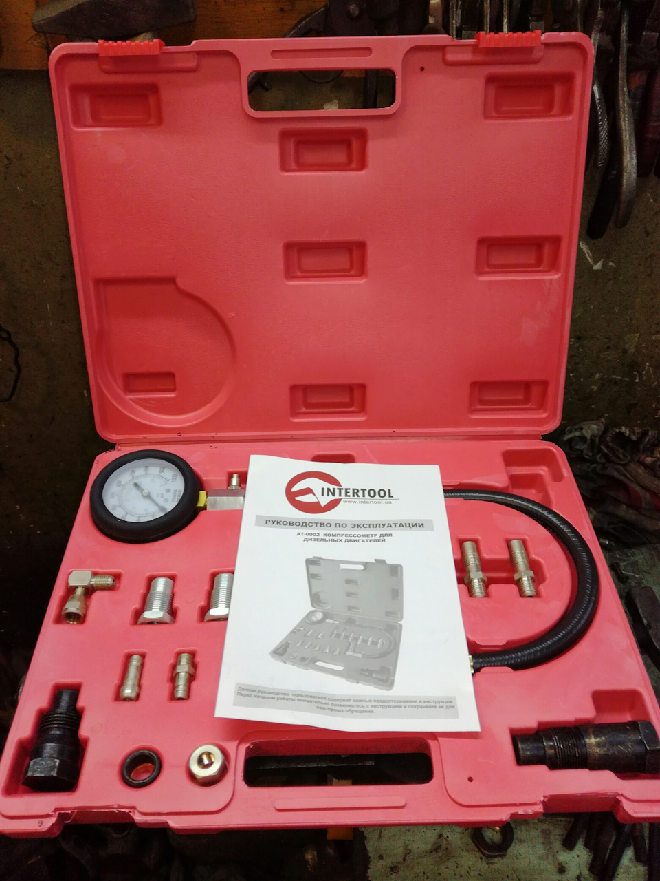 Компресометр INTERTOOL АТ-4002 1