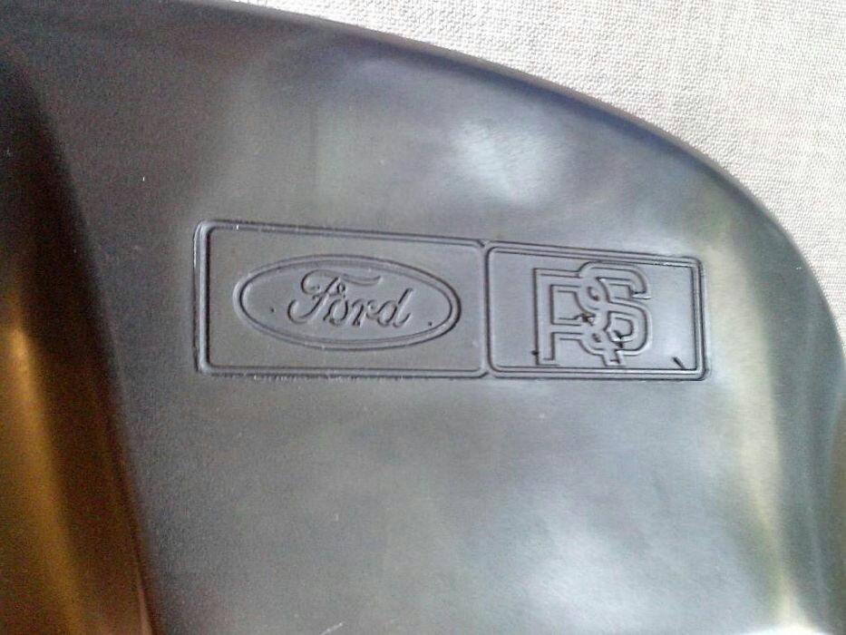 Спойлер на хетч Ford RS 3