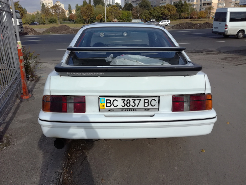 XR4i прибув до Львова) 2