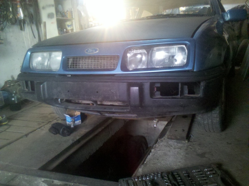Бампер Ghia xr4 2