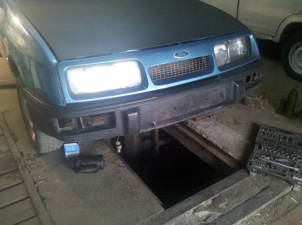 Бампер Ghia xr4 1