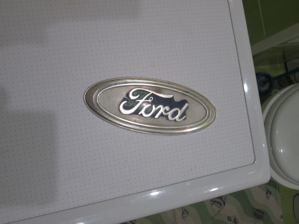 Восстановление шильдика Ford 3