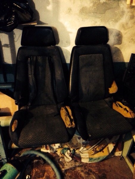 Купив RECARO та підлокітник MK3 3