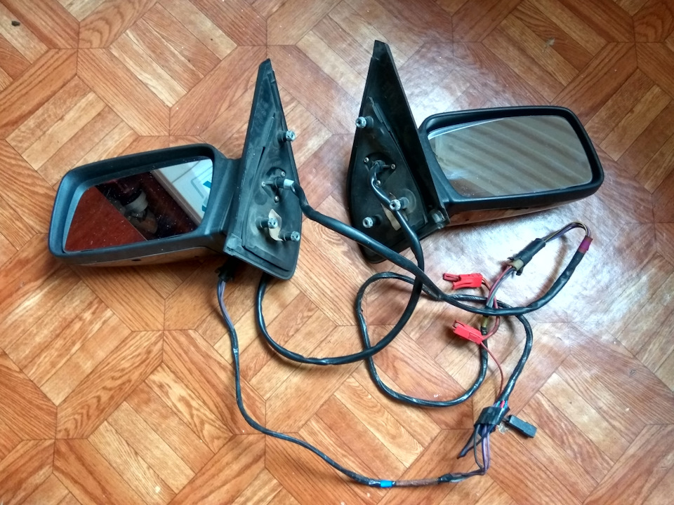 Електрозеркала з підігрівом Ford Sierra 4