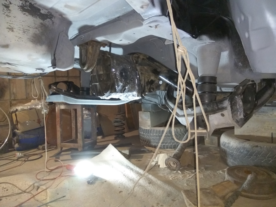 Встановлення задньої балки 3