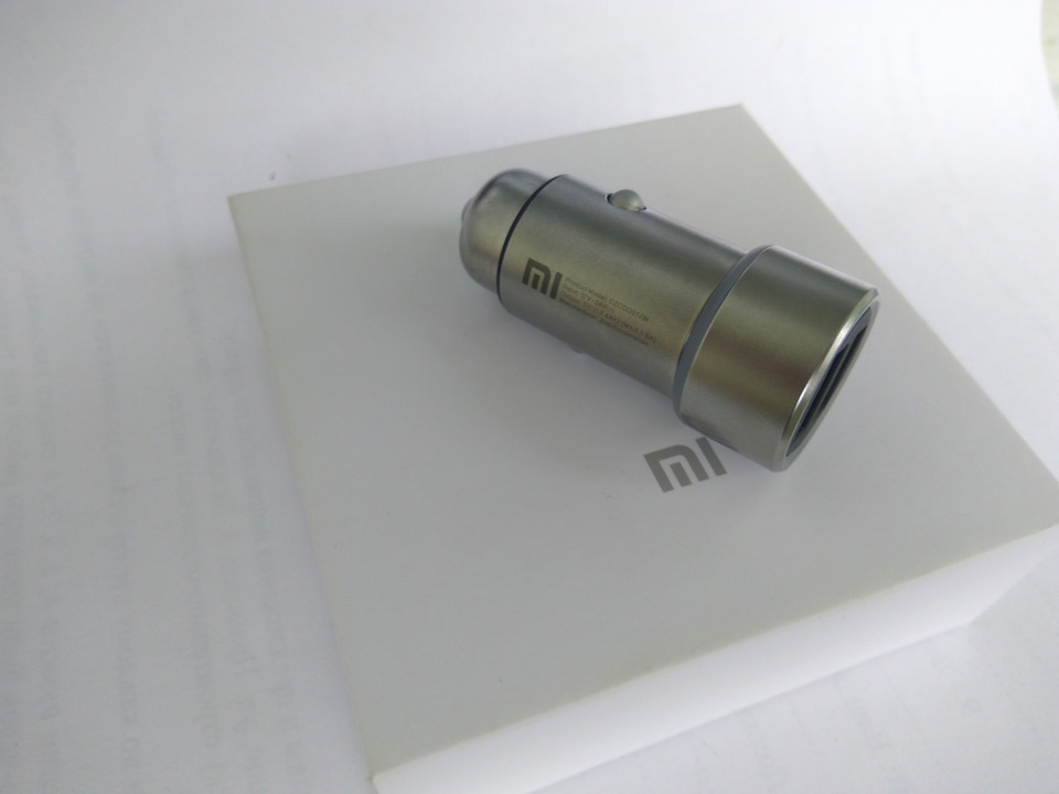 Зарядний пристрій USB Xiaomi Mi Car Charger 5