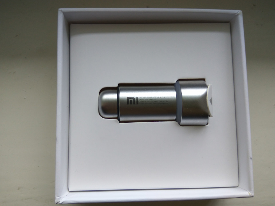 Зарядний пристрій USB Xiaomi Mi Car Charger 4
