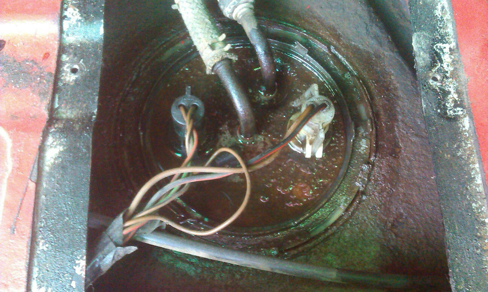 Паливний насос Deatschwerks DW200 на DOHC 3