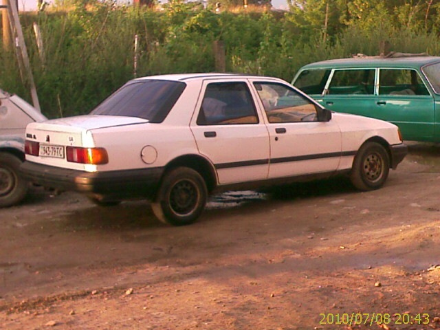 який вона була 2