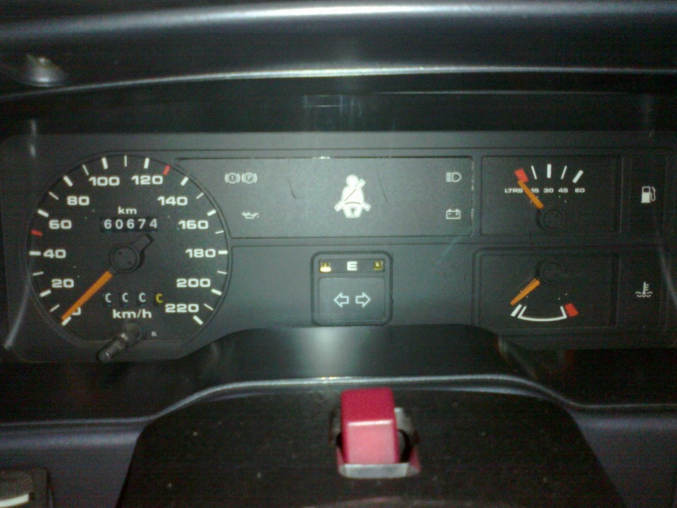 Куплю приборную панель на Ford Sierra 2.3.В рабочем состоянии 1