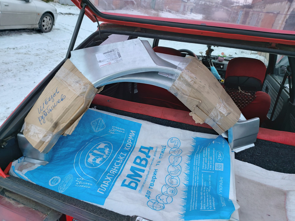 Продовжуємо роботи над Трудягою. 3