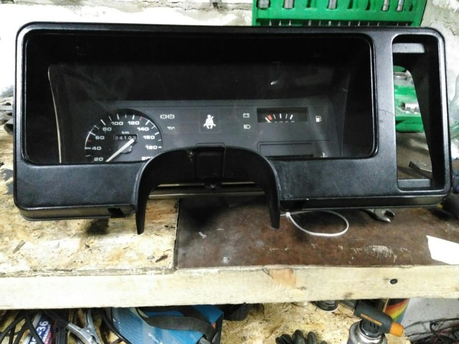Ребят нужен совет по приборке на Ford Sierra 2.3d 3