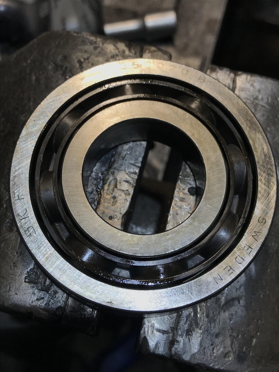 Заміна підшипника первинного валу КПП N9 5