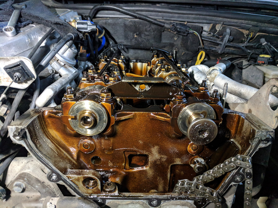 Епопея зі стуком DOHC. Чищення гідрокомпенсаторів. Заміна ГРМ, зняття піддону. 3