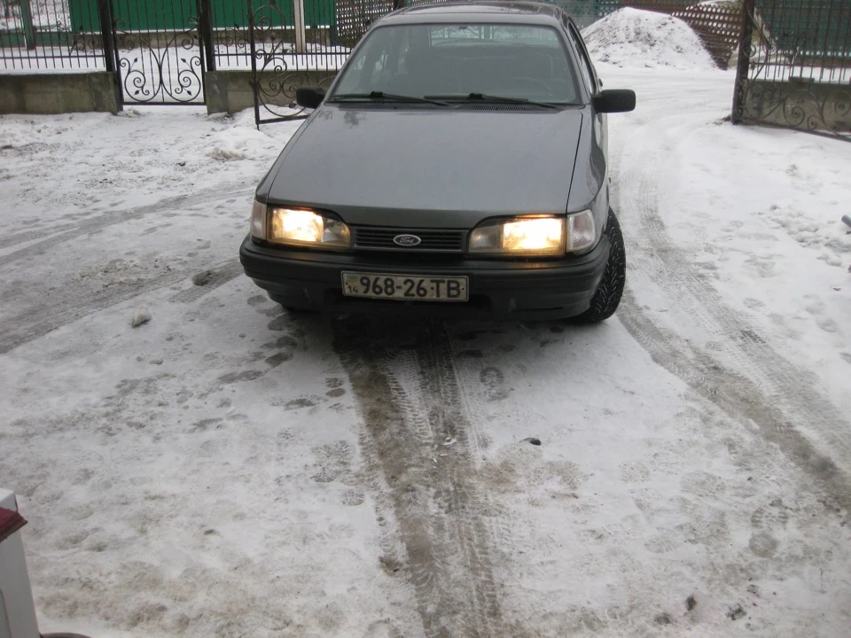 Поставив новий бампер