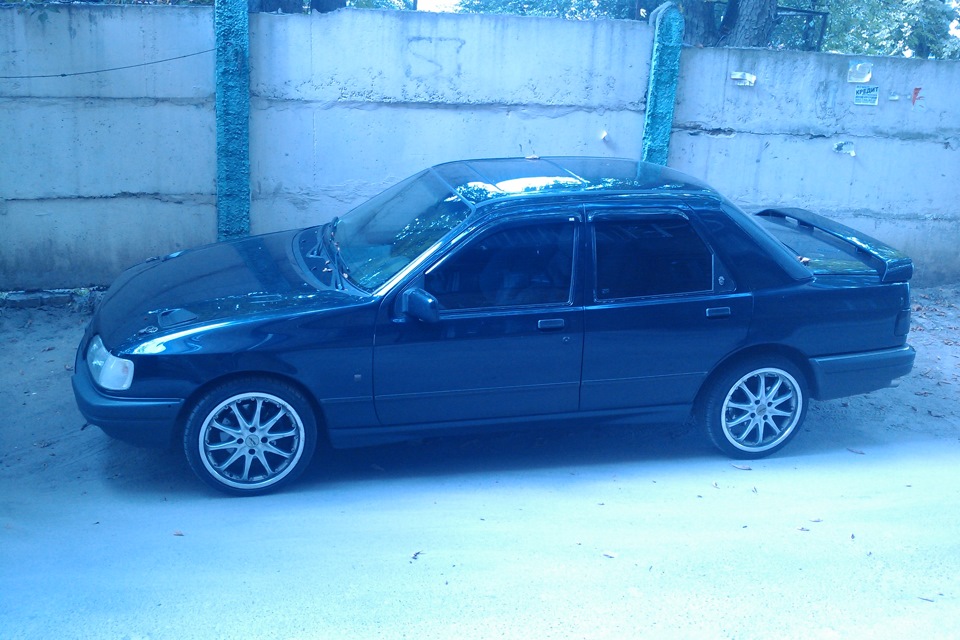 Такий вона потрапила до моїх авторуків) 4