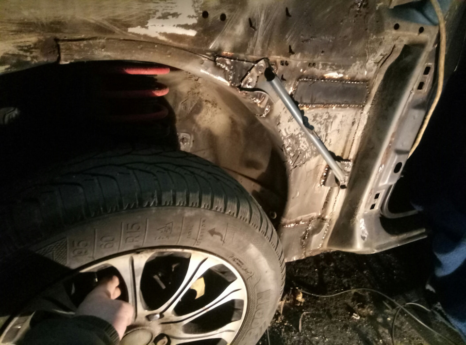 Розпірки Subaru і крила на віки (принаймні сподіваюся) 3