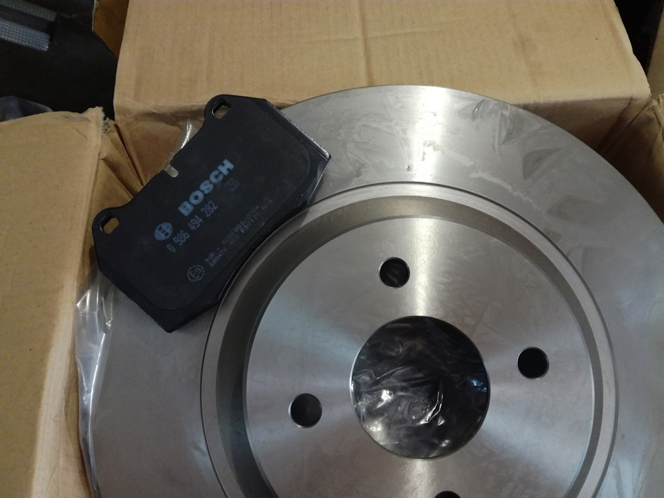 Великі гальма (частина 1): 324 мм + Brembo 4 pot 4