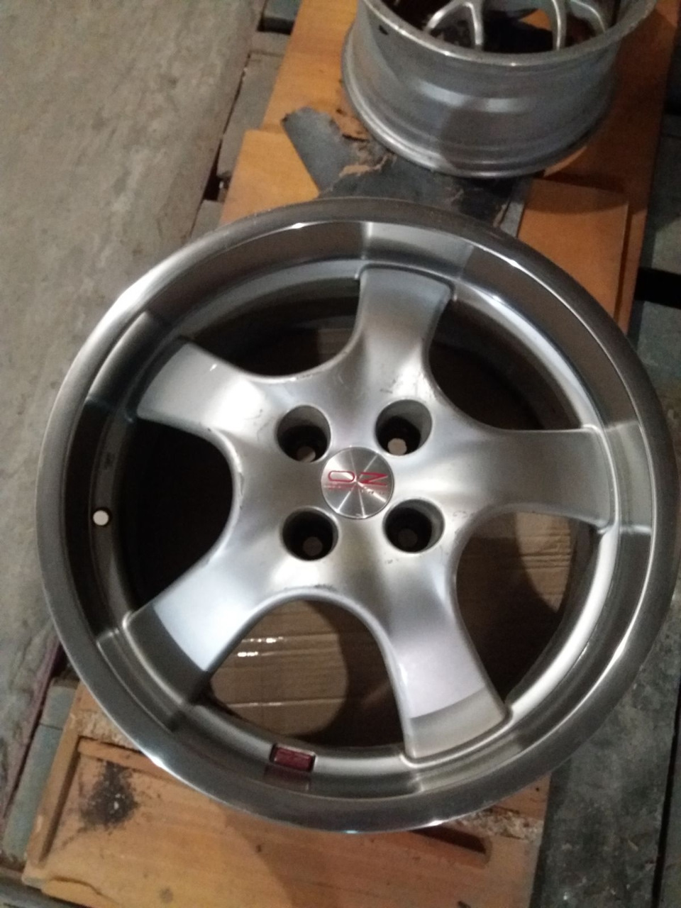 Нові диски 17 OZ Racing Volcano 2