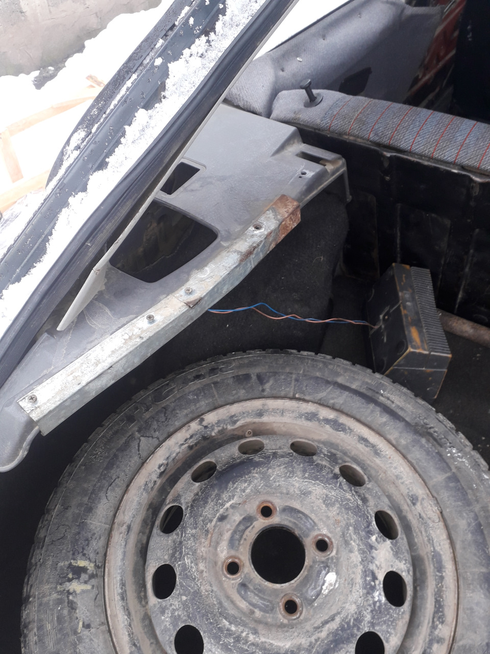 Прикупивши ходовку + трохи салону. 2