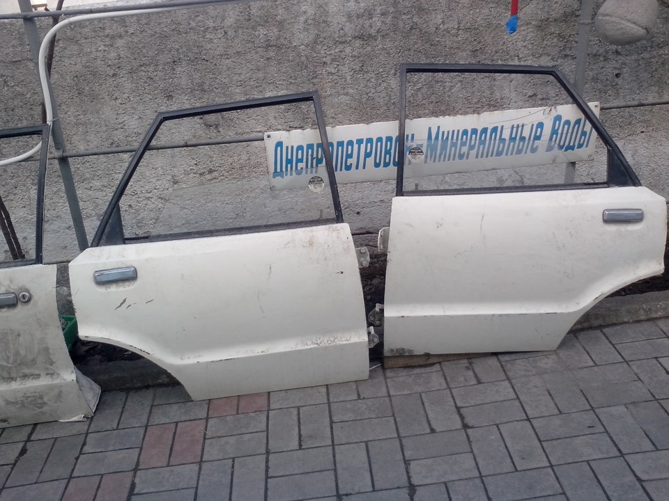 Дістав двері 1