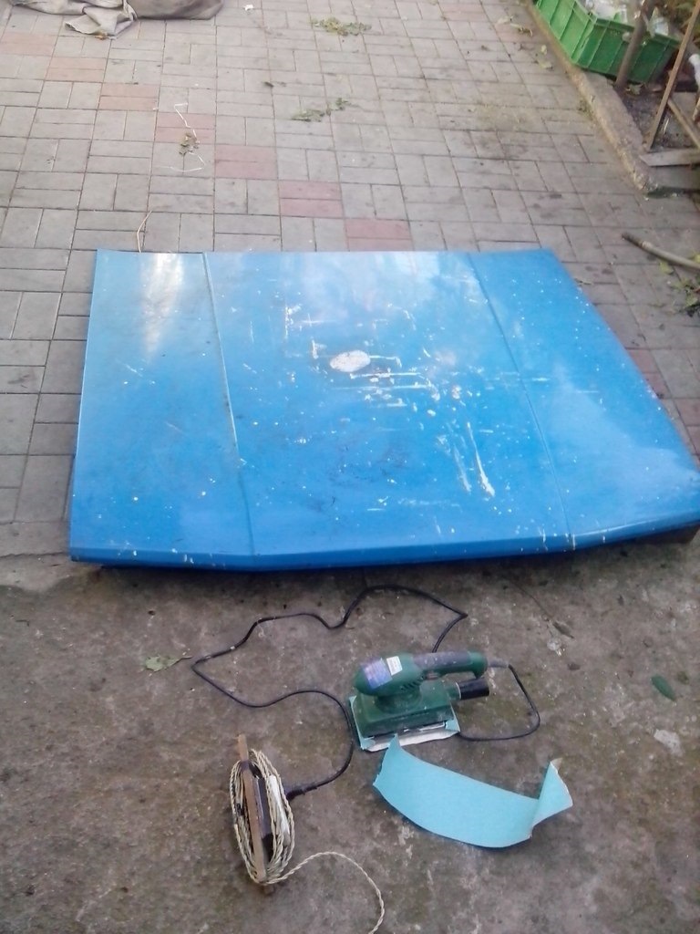 Капот 1