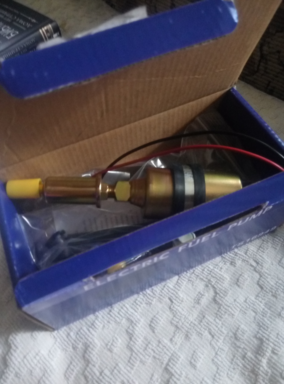 Бензонасос v3\ELECTRIC FUEL PUMP EFP382801E 1
