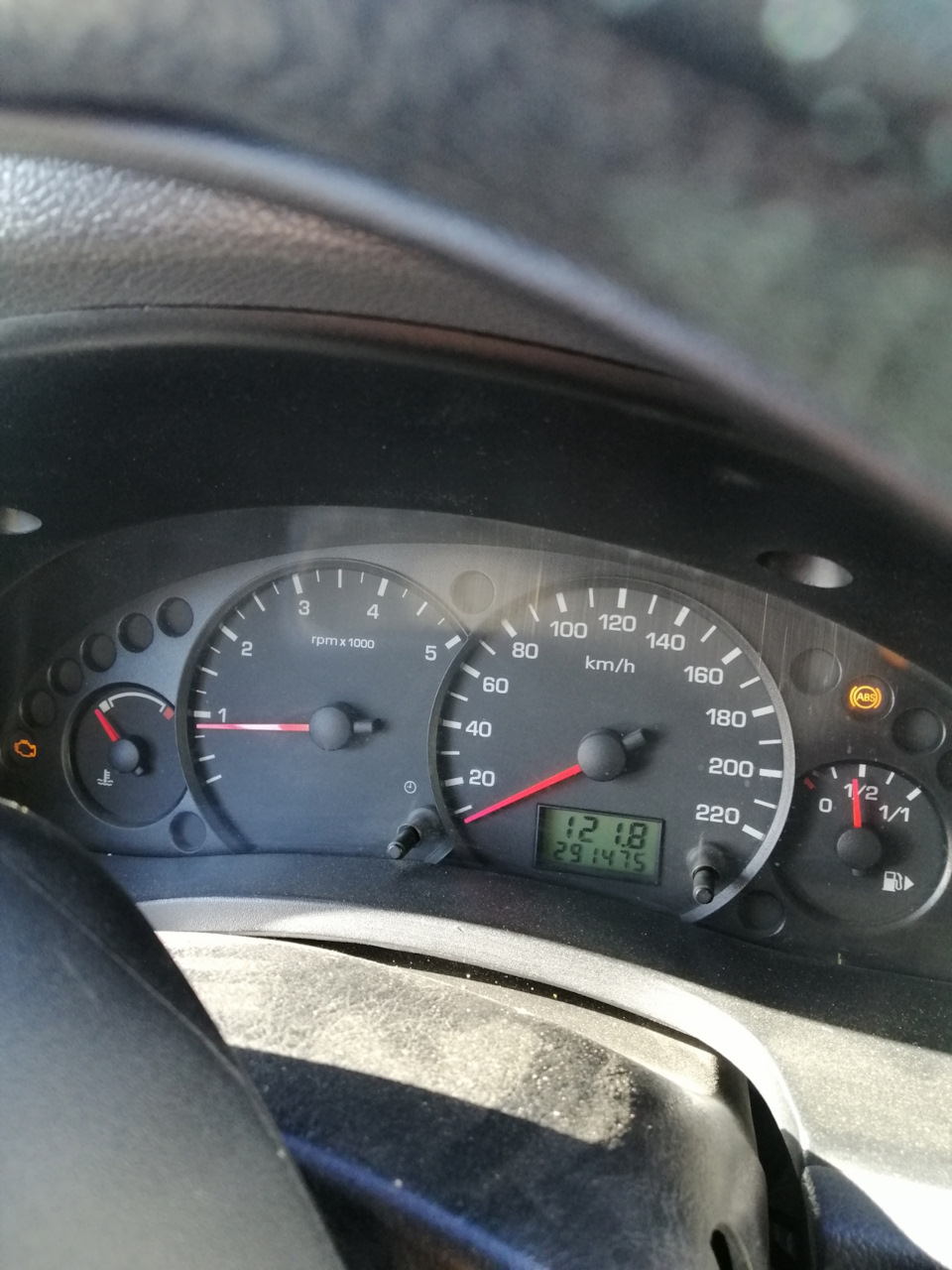 291 475 км Заміна контактної групи замку. 3