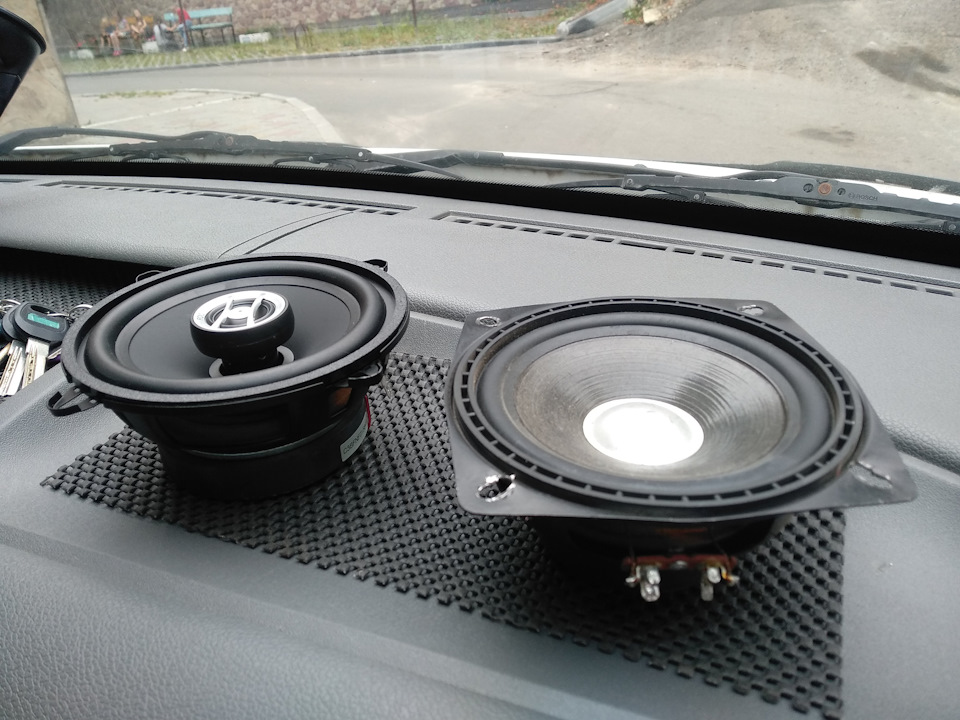 Заміна старої акустики на Focal Auditor RCX-130 1